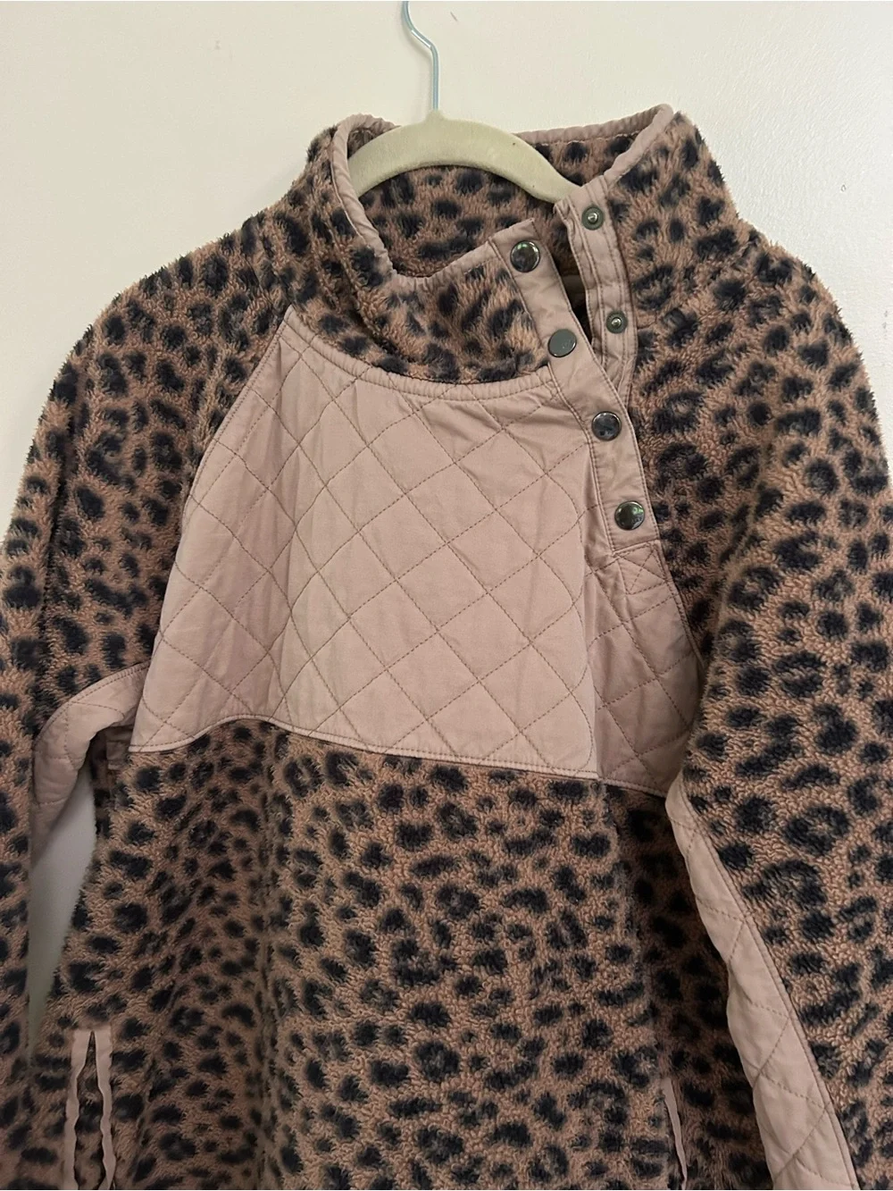 Abercrombie and fitch Leopard pullover jacket